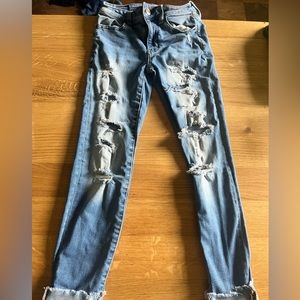 American Eagle ripped jean skinny jeans